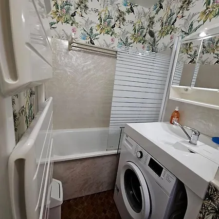 Logis Des Palmiers Yourhosthelper